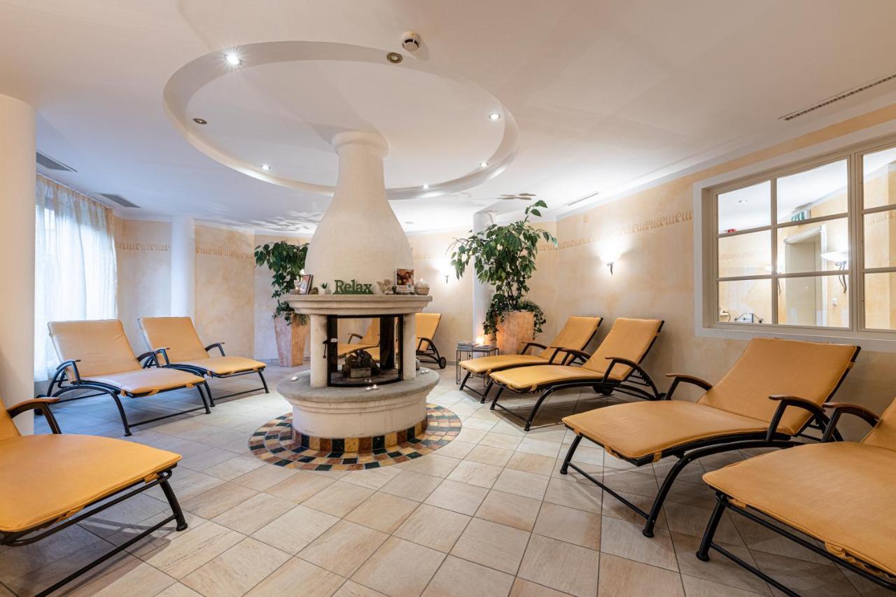 Hotel Gletscherblick Санкт-Леонгард-ім-Пітцталь Екстер'єр фото