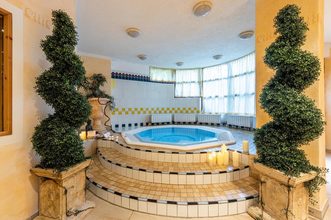 Hotel Gletscherblick Санкт-Леонгард-ім-Пітцталь Екстер'єр фото